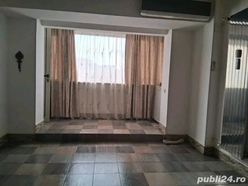 Garsoniera 47 mp, Langa Marriott, bloc mixt anvelopat, etaj 2/9,